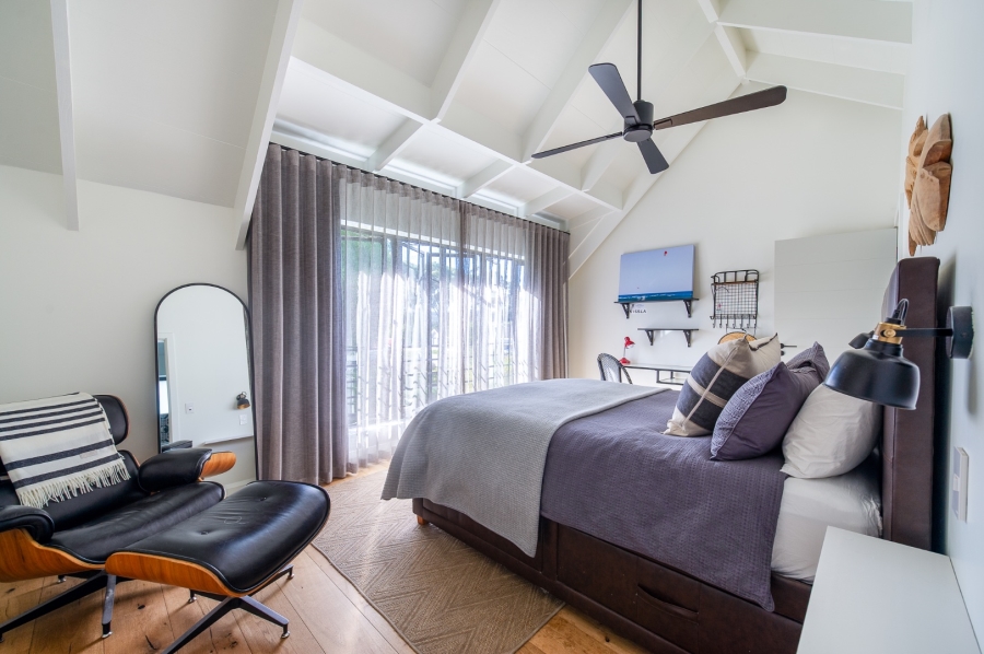 4 Bedroom Property for Sale in Leisure Isle Western Cape